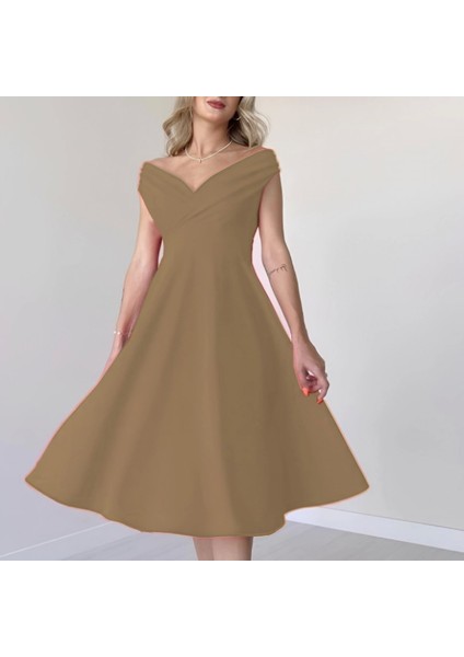 Kadın Kısa Kollu Kruvaze Yaka Eteği Volanlı Krep Elbise modelleri