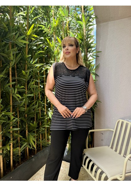 Kadın Büyük Beden Kolsuz Dantel Detay Likralı Viskon Bluz fırsatları