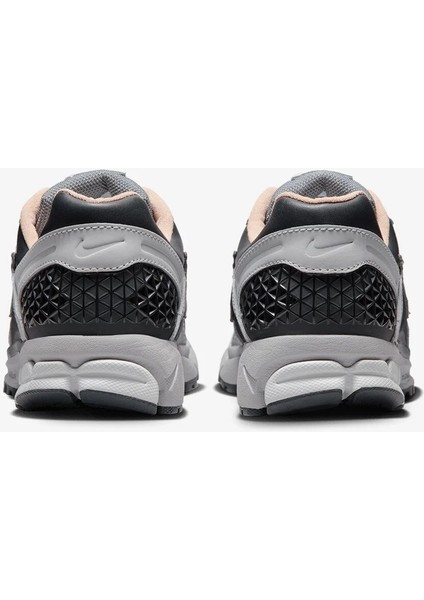 Zoom Vomero 5 HV5982-001 indirimleri