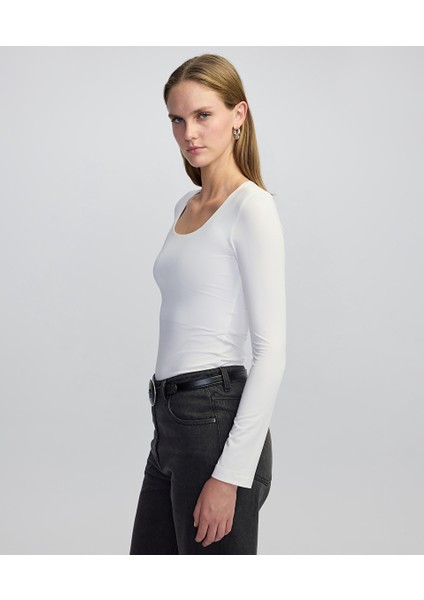 Kare Yaka Tişört IW6250070020002 modelleri