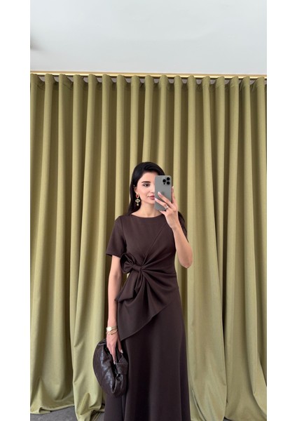 Fiyonklu Acı Kahve Modal Elbise