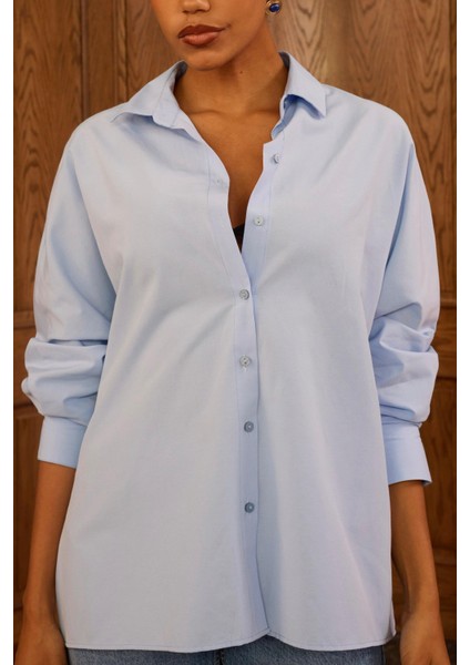 Düğmeli Mavi Gömlek fiyatları