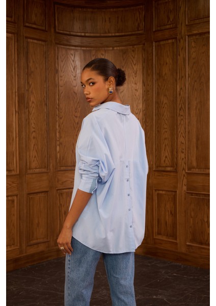 Düğmeli Mavi Gömlek indirimleri