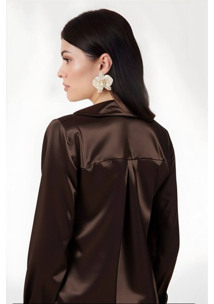 Kadın Kahverengi Hafif Dökümlü Saten Yüzeyli Gömlek HZL22W-BD139641 indirimleri