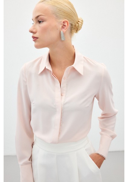 Boncuk Aksesuarlı Gömlek - Pudra