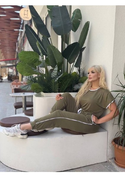 Kadın Büyük Beden Paça Manşetli Cepli Biye Detay Likralı Viskon Takım fiyatları