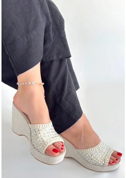 Moka Bej Triko Dolgu Topuk Terlik fiyatları