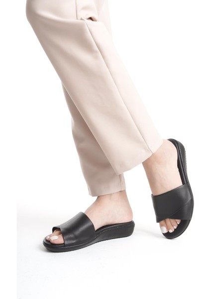 Ortopedik Deri Taban Topuk Dikeni Destekli Günlük Siyah Terlik fırsatları