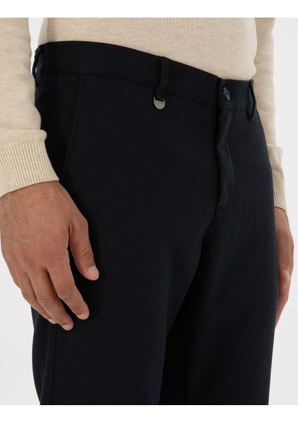 Erkek Lacivert Slim Fit Kumaş Pantolon 50317628-VR033 indirimleri