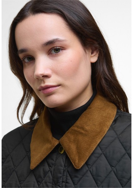 Icons Cropped Liddesdale Kapitone Ceket BK91 Black/classic indirimleri