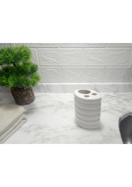 2 Adet Seramik Diş Fırçalık Oval Çizgili Model 9X6X11CM Banyo Seti fırsatları