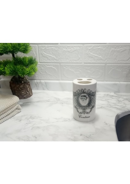 2 Adet Seramik Diş Fırçalık Kraliçe Model 7X7X11CM Banyo Seti fırsatları