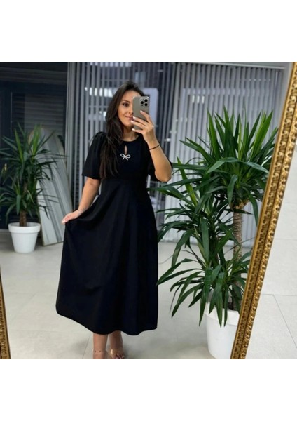 Kadın Kısa Kollu Bisiklet Yaka Fiyonk Broşlu Midi Janjan Krep Elbise modelleri