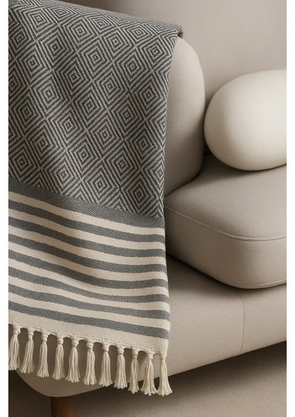 Alora – Pamuklu Püsküllü Örtü, Geometrik Desenli Koltuk ve Yatak Şalı 220X180 cm