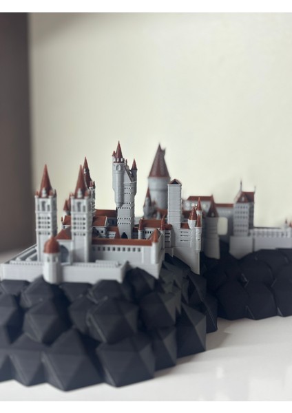Hogwarts Şatosu Maketi – 3D Baskı Detaylı Koleksiyon Dekoru fiyatları