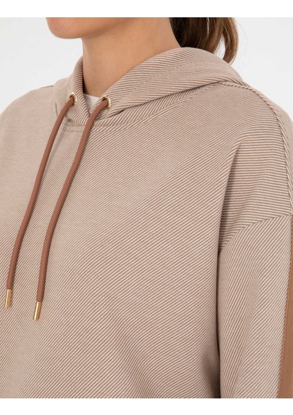 Kadın Camel Comfort Fit Sweatshirt 50309135-VR015