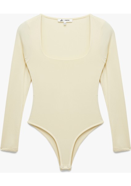 Kare Yaka Uzun Kollu Slim Fit Çıtçıtlı Body