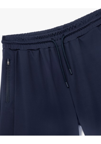 Fermuarlı Cep Detaylı Beli Bağcıklı Spor Şort modelleri