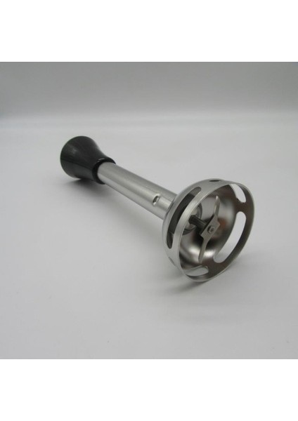 Metal Ayaklı Yüksek Performanslı Mini Blender, Kolay Kullanım ve Temizlik Sağlar.