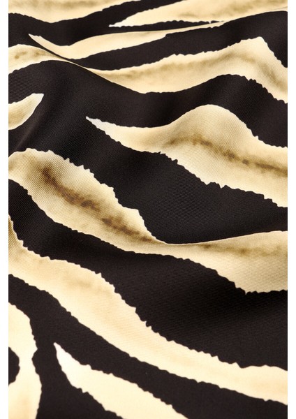 Gold Zebra Desen Twill Ipek Eşarp fırsatları