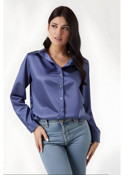Kadın Mavi Hafif Dökümlü Saten Yüzeyli Gömlek HZL22W-BD139641