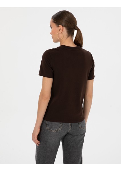 Kadın Kahverengi Regular Fit Basic Tişört 50310543-VR029 indirimleri