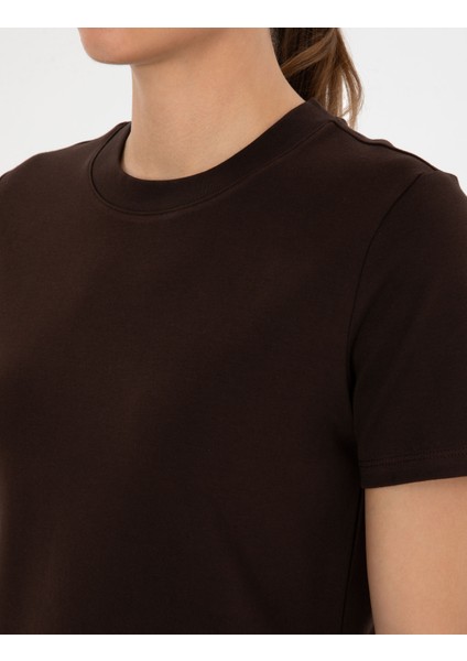 Kadın Kahverengi Regular Fit Basic Tişört 50310543-VR029