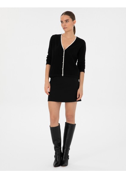 Kadın Siyah Slim Fit Triko Hırka 50310986-VR046 fırsatları