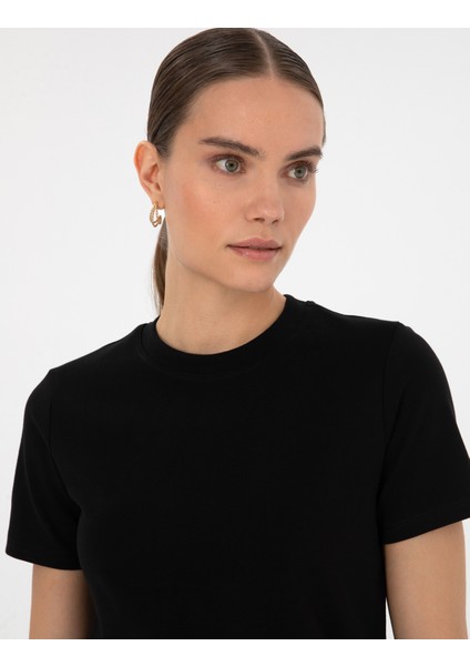 Kadın Siyah Regular Fit Basic Tişört 50310543-VR046 fiyatları