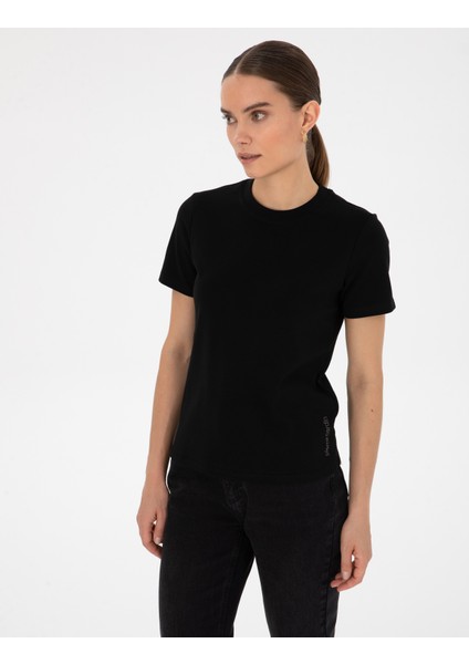 Kadın Siyah Regular Fit Basic Tişört 50310543-VR046 modelleri