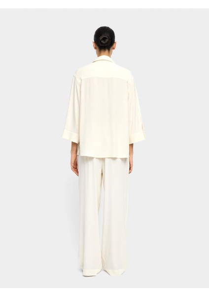 Çift Düğmeli Liyosel Gömlek fırsatları