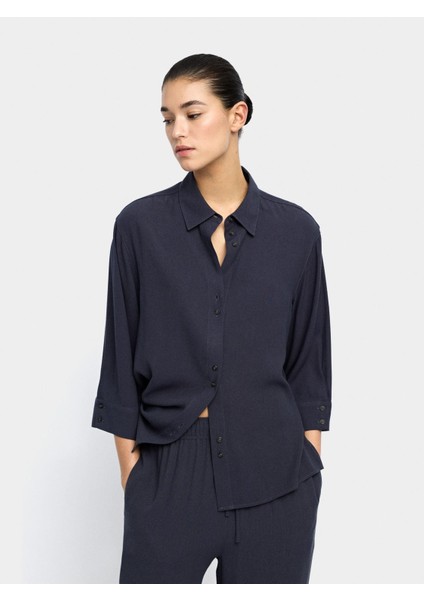 Çift Düğmeli Liyosel Gömlek