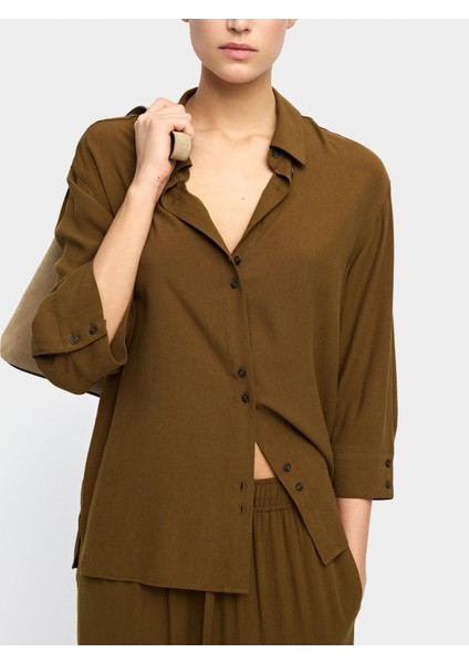 Çift Düğmeli Liyosel Gömlek