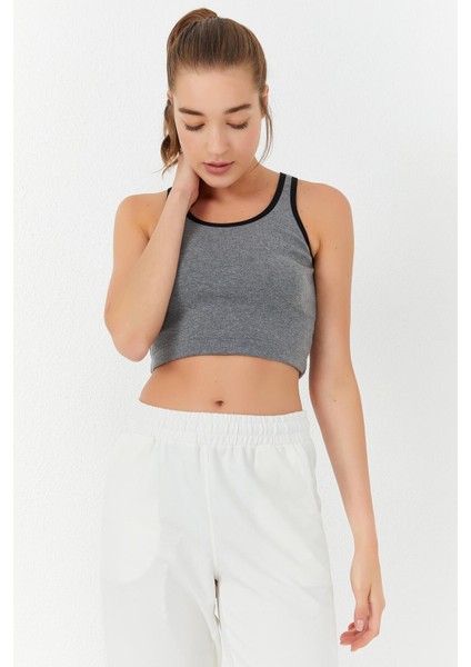 Gri Melanj Basic Sıfır Kol Dar Kalıp U Yaka Kadın Crop Top Atlet - 97162 indirimleri