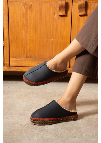 Içi Tüylü Yüksek Tabanlı Kadın Ev Terliği