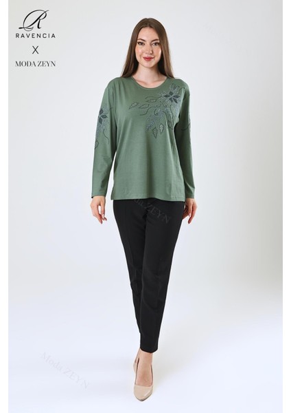 Kadın Orta Yaş ve Üzeri Viskon Çiçek Desen Taşlı Işlemeli Likralı Yeşil Anne Penye Bluz modelleri