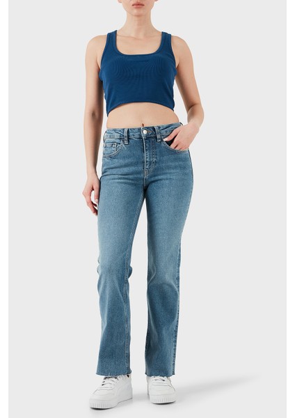 Pamuklu Slim Fit Kare Yaka Logolu Top Bayan Top Lbnoosessfutn fiyatları