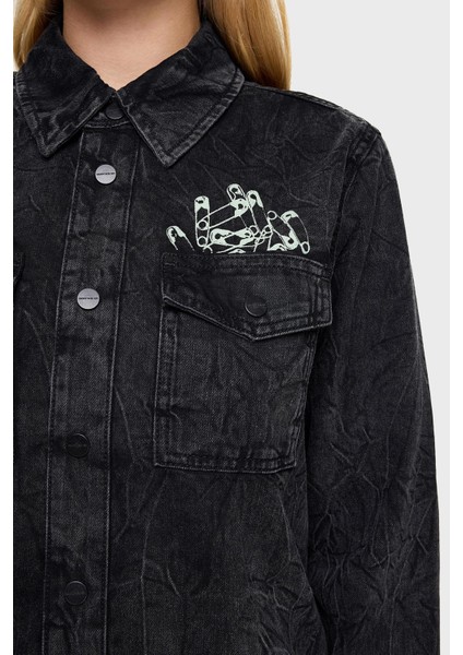 Pamuklu Regular Fit Cepli Denim Gömlek Bayan Gömlek LB24FWEAPFUSH fırsatları