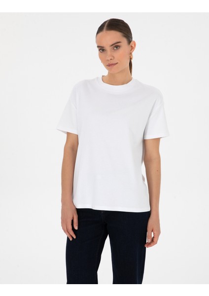 Kadın Beyaz Oversize Basic Tişört 50316880-VR013 modelleri