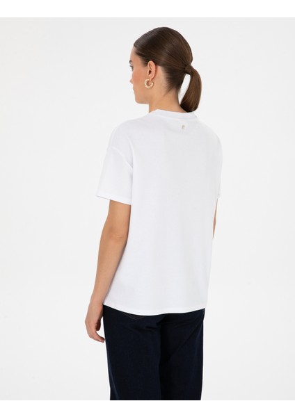 Kadın Beyaz Oversize Basic Tişört 50316880-VR013 indirimleri