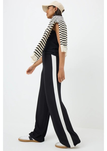 Kadın Siyah Yanı Beyaz Şeritli Geniş Paça Rahat Kesim Pantolon, Kadın Pantolon