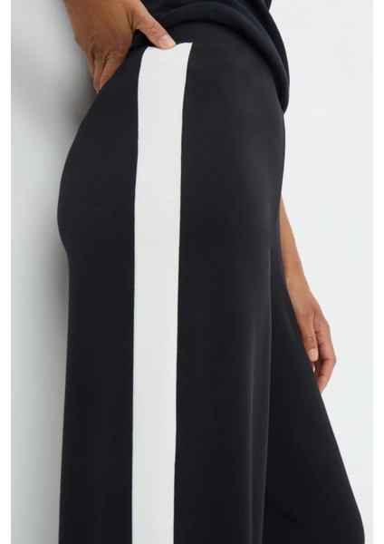 Kadın Siyah Yanı Beyaz Şeritli Geniş Paça Rahat Kesim Pantolon, Kadın Pantolon modelleri