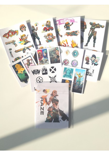 Valorant Raze Sticker Seti