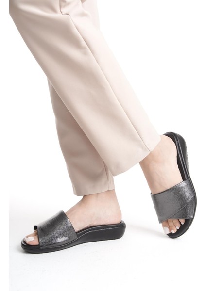 Ortopedik Deri Taban Topuk Dikeni Destekli Günlük Platin Terlik fırsatları