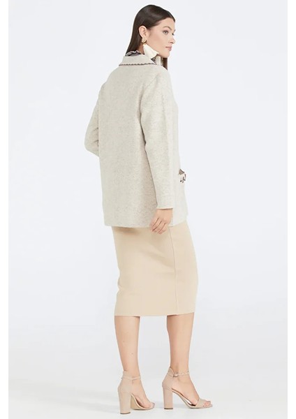 Kadın Polo Yaka Cepli Nakışlı Triko Ceket - Açık Bej modelleri