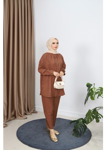 Gizli Düğmeli Pantolonlu Takım fiyatları