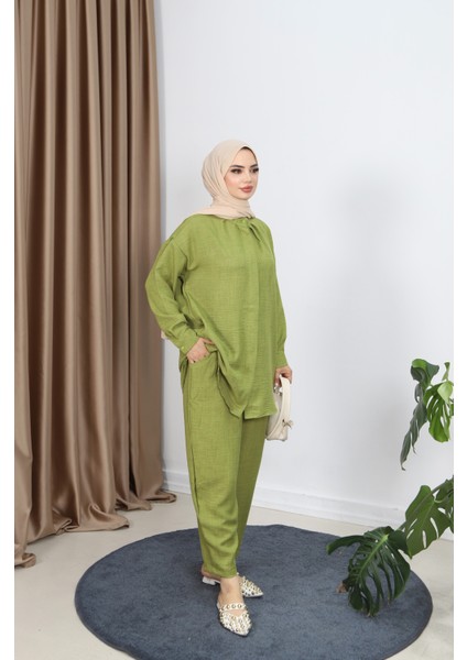 Gizli Düğmeli Pantolonlu Takım fiyatları