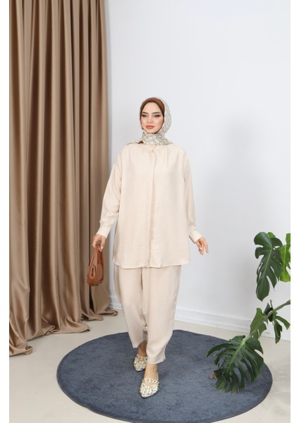 Gizli Düğmeli Pantolonlu Takım