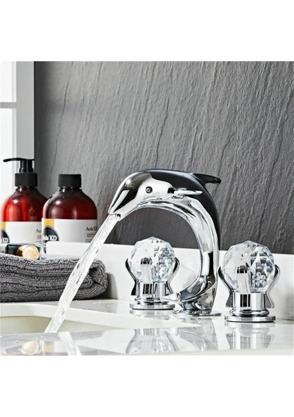 Banyo Lavabo Küvet Jakuzi Bataryası Ankastre Krom Renk Taşlı Kuğu Model Şelale 7 Yıl Garantili