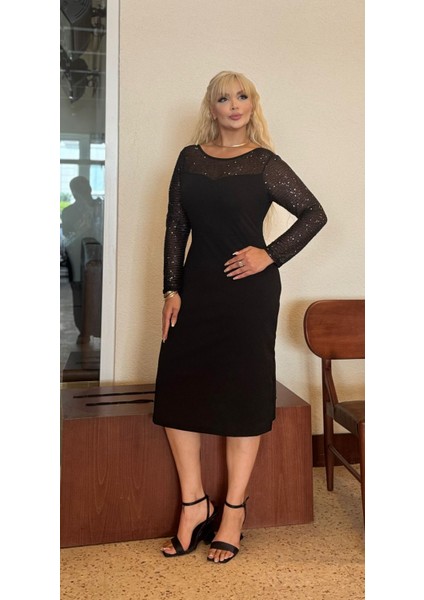 Kadın Büyük Beden Kalp Yaka Payet Detay Likralı Scuba Krep Abiye Elbise